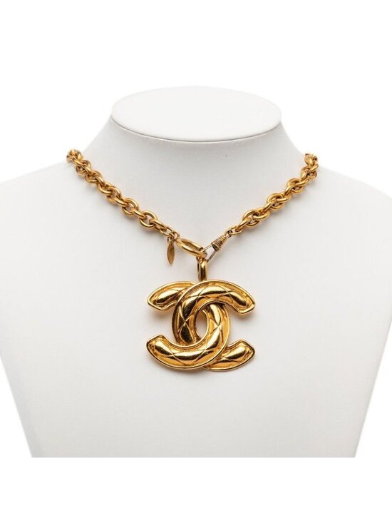 Chanel Gold Plated Logo Chain Necklace CHANEL Gold Plated CC Logos Charm Vintage Chain Necklace  main image 4